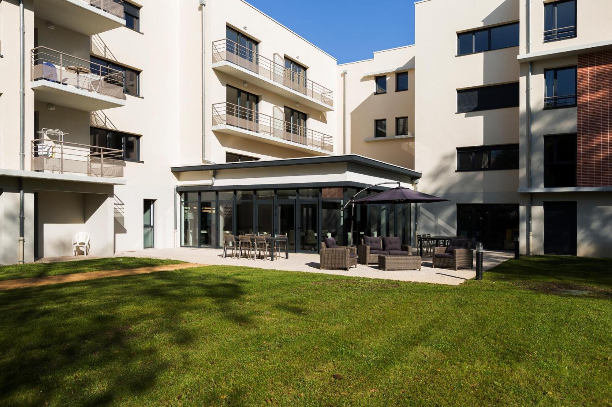 Zenao Appart'Hotel Nevers Exterior photo